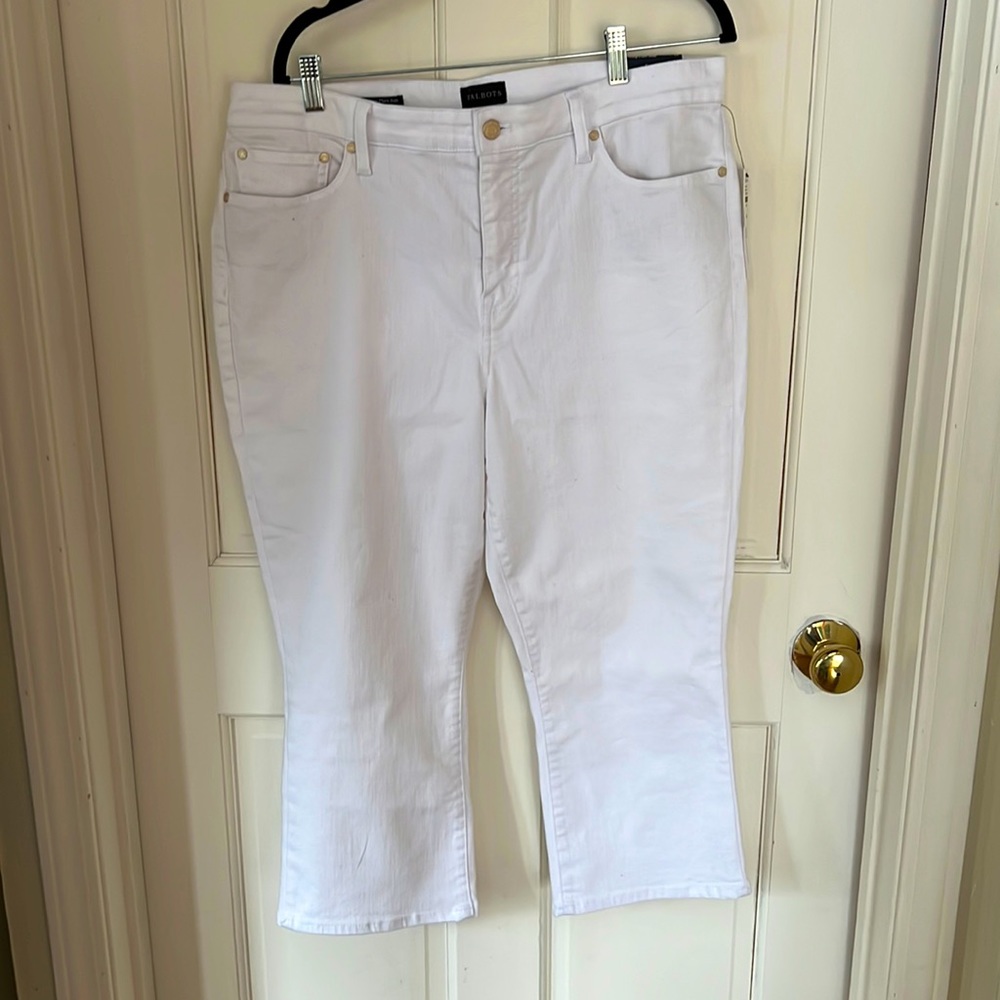 Talbots 16 Petite slimming white crop denim